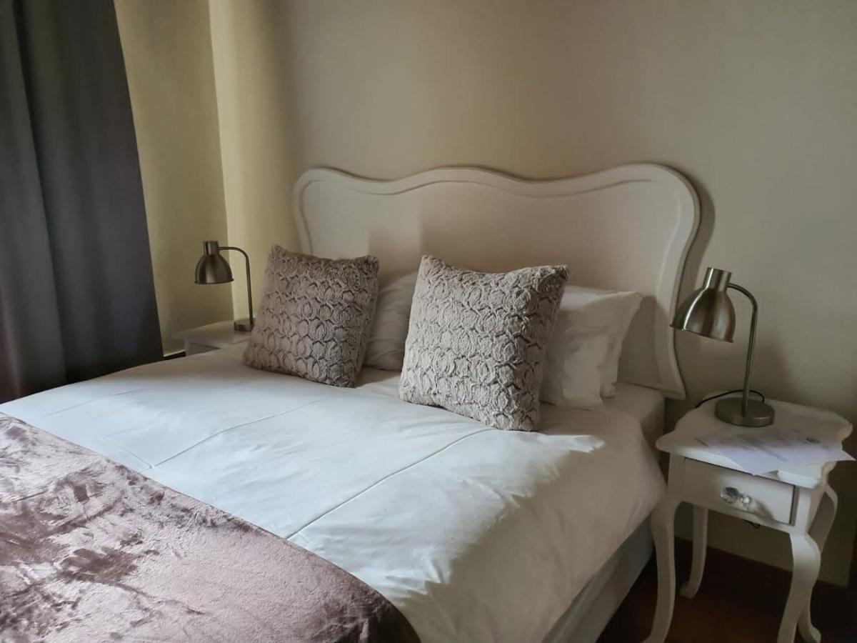 Monte Rosa Guesthouse Росонвилл Экстерьер фото