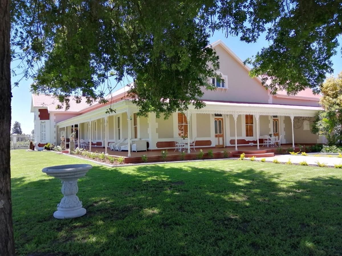 Monte Rosa Guesthouse Росонвилл Экстерьер фото