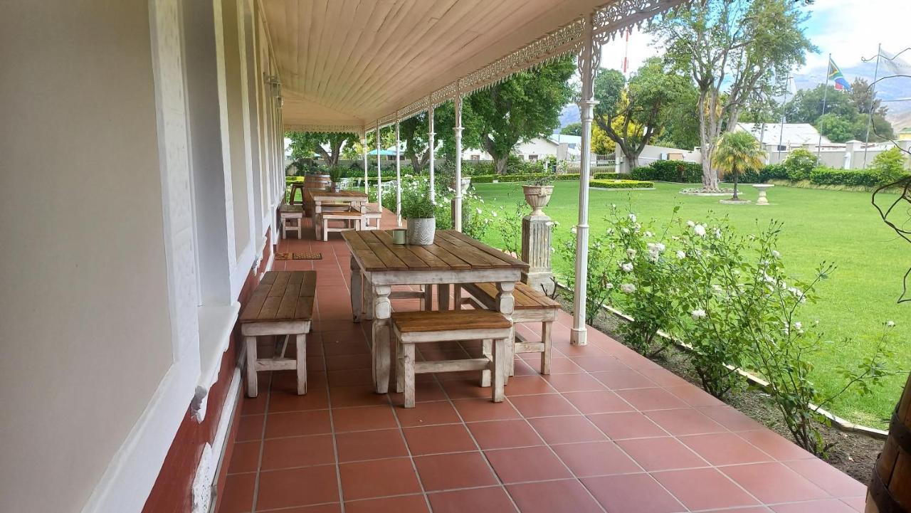 Monte Rosa Guesthouse Росонвилл Экстерьер фото