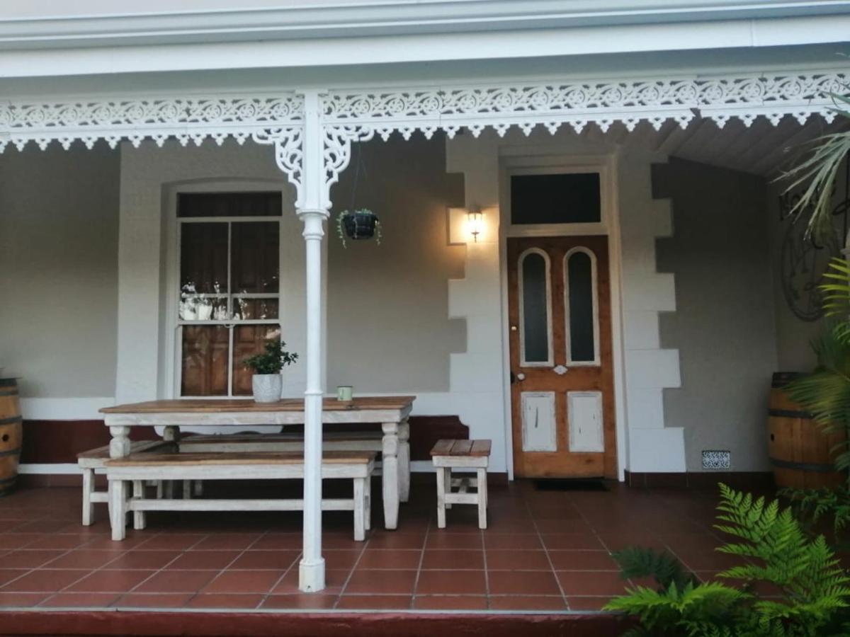 Monte Rosa Guesthouse Росонвилл Экстерьер фото